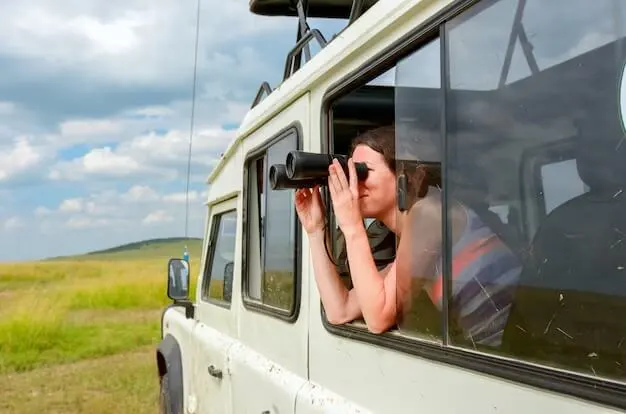 Sunday Best Safaris - binoculars