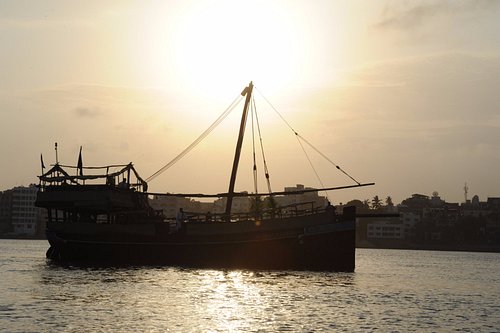 Mombasa dhow cruise excursion